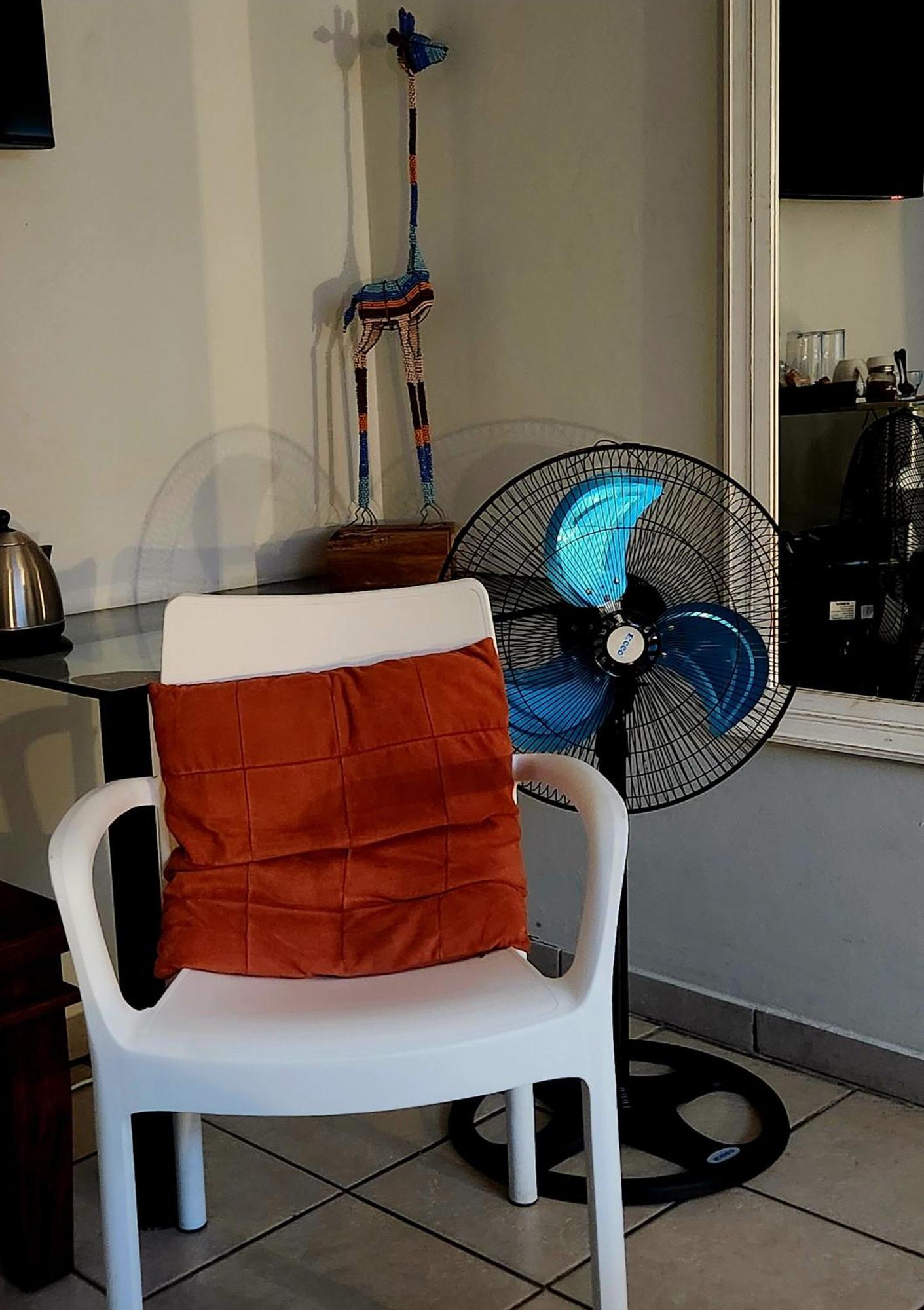 The Lantern Guesthouse Bloemfontein Extérieur photo