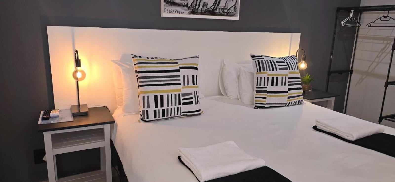 The Lantern Guesthouse Bloemfontein Extérieur photo