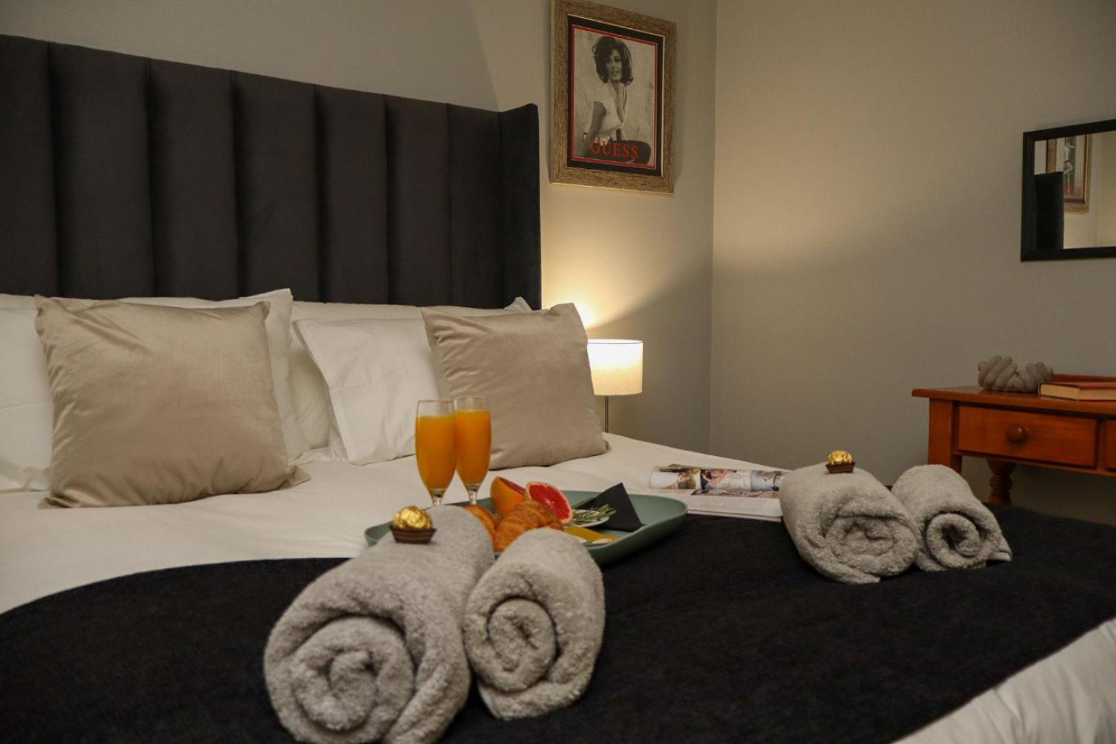 The Lantern Guesthouse Bloemfontein Extérieur photo