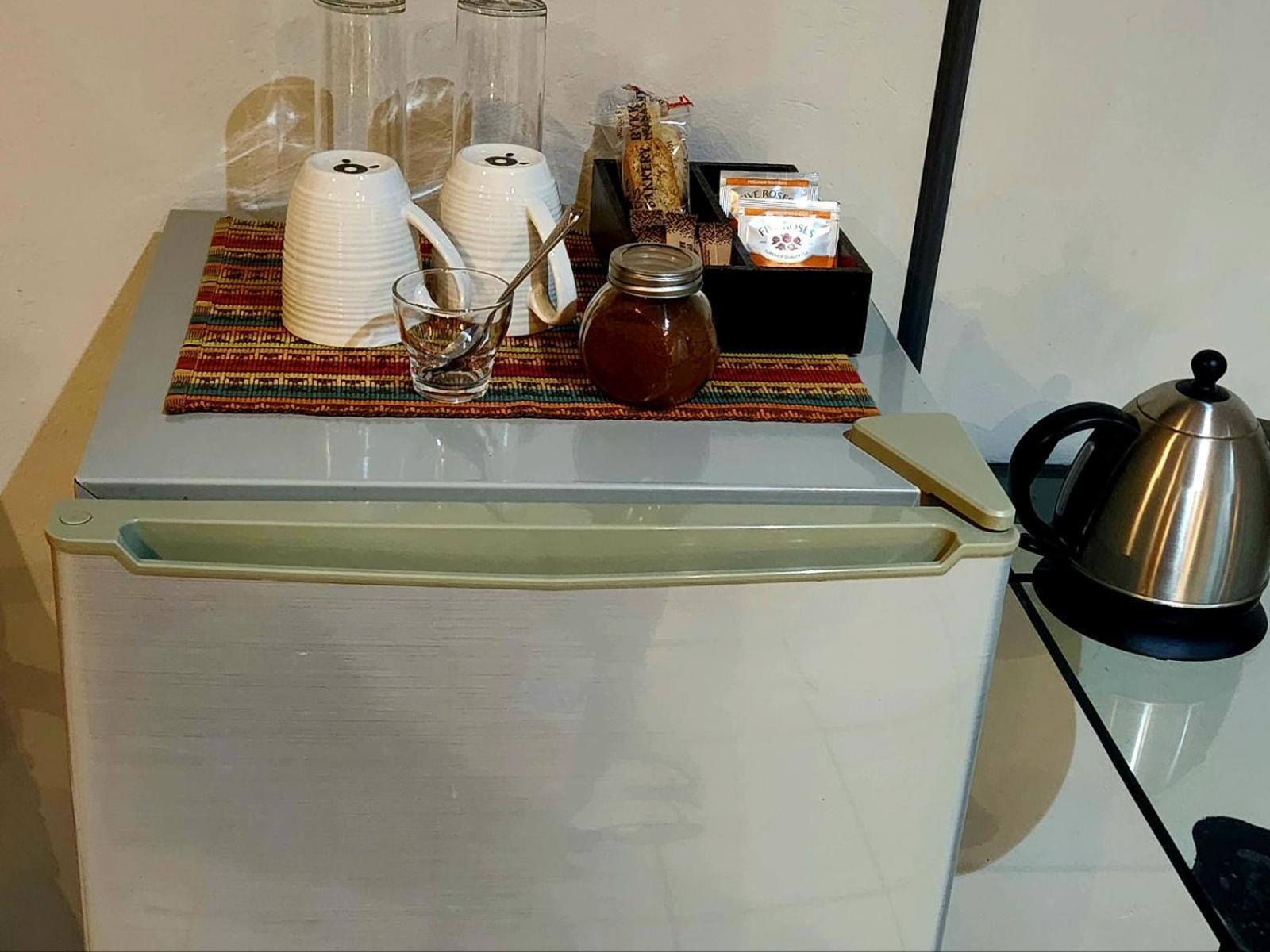The Lantern Guesthouse Bloemfontein Extérieur photo